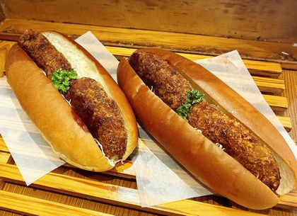 自家製コロッケパン